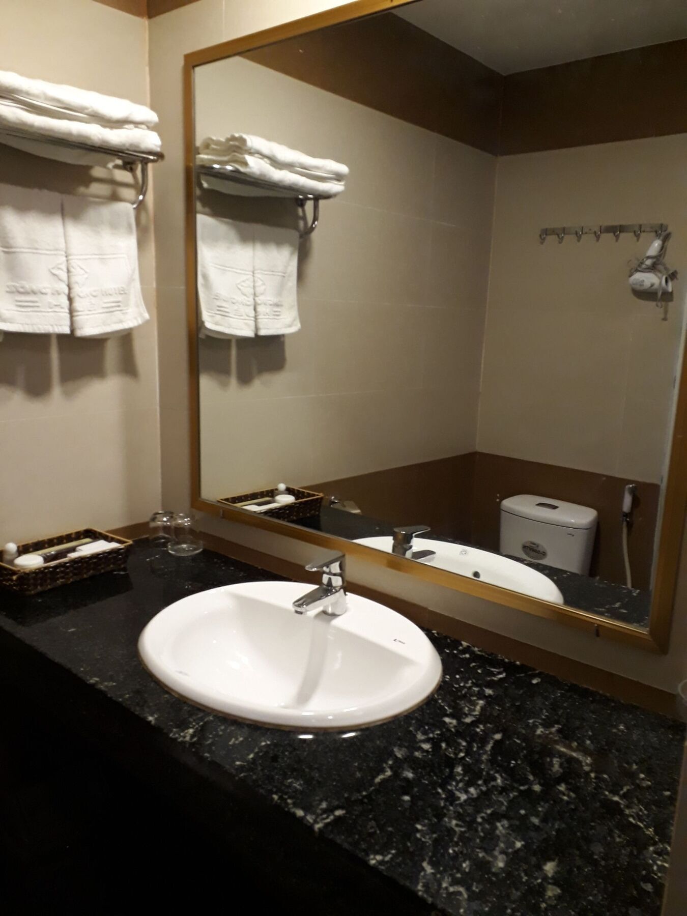 Song Huong Hue Hotel Eksteriør billede