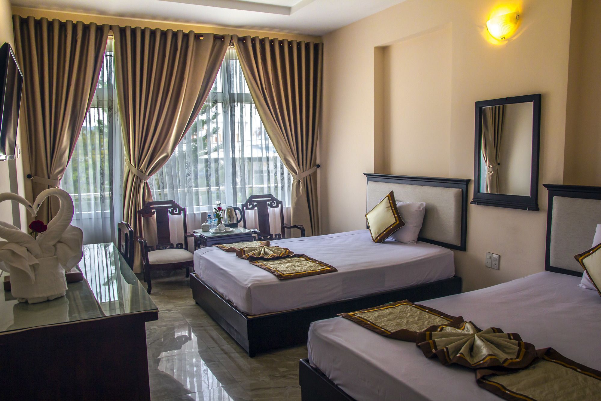 Song Huong Hue Hotel Eksteriør billede